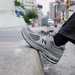 کفش روزمره مردانه نیوبالانس مدل 2002RA